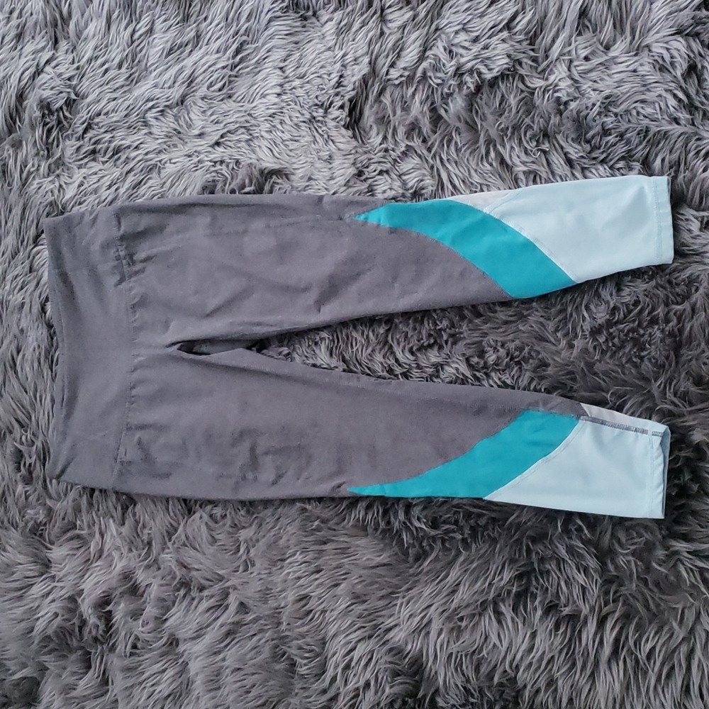 Tangerine Athletic 3/4 Leggings